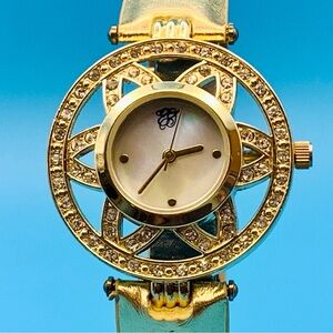 ELIZABETH TAYLOR Women’s Vintage Wristwatch MOP Dial Crystals Works New Battery